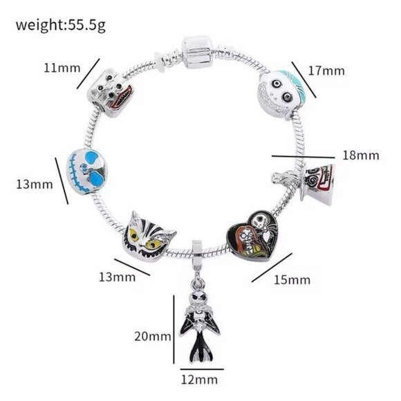 NEW Disney Nightmare Before Christmas Bracelet with 8 Charms & Pendant, Women - Picture 1 of 1
